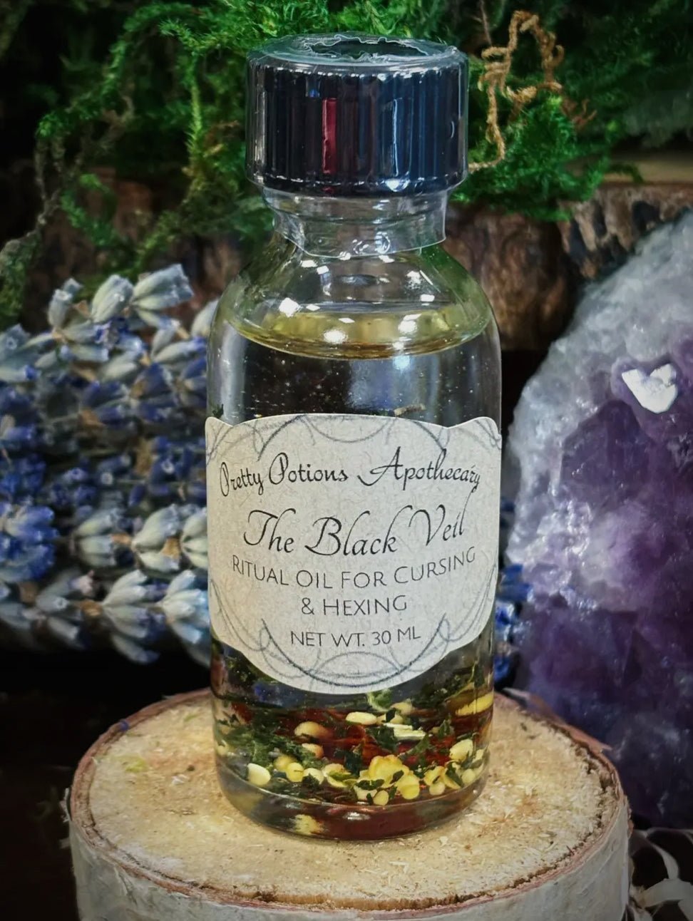 The Black Veil Cursing Oil – For Powerful Rituals Beyond The Veil - Beyond The Veils