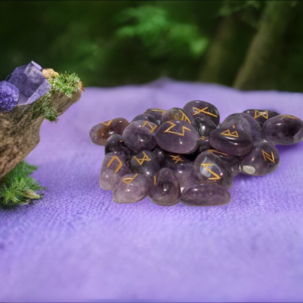 Amethyst rune set - Beyond The Veils