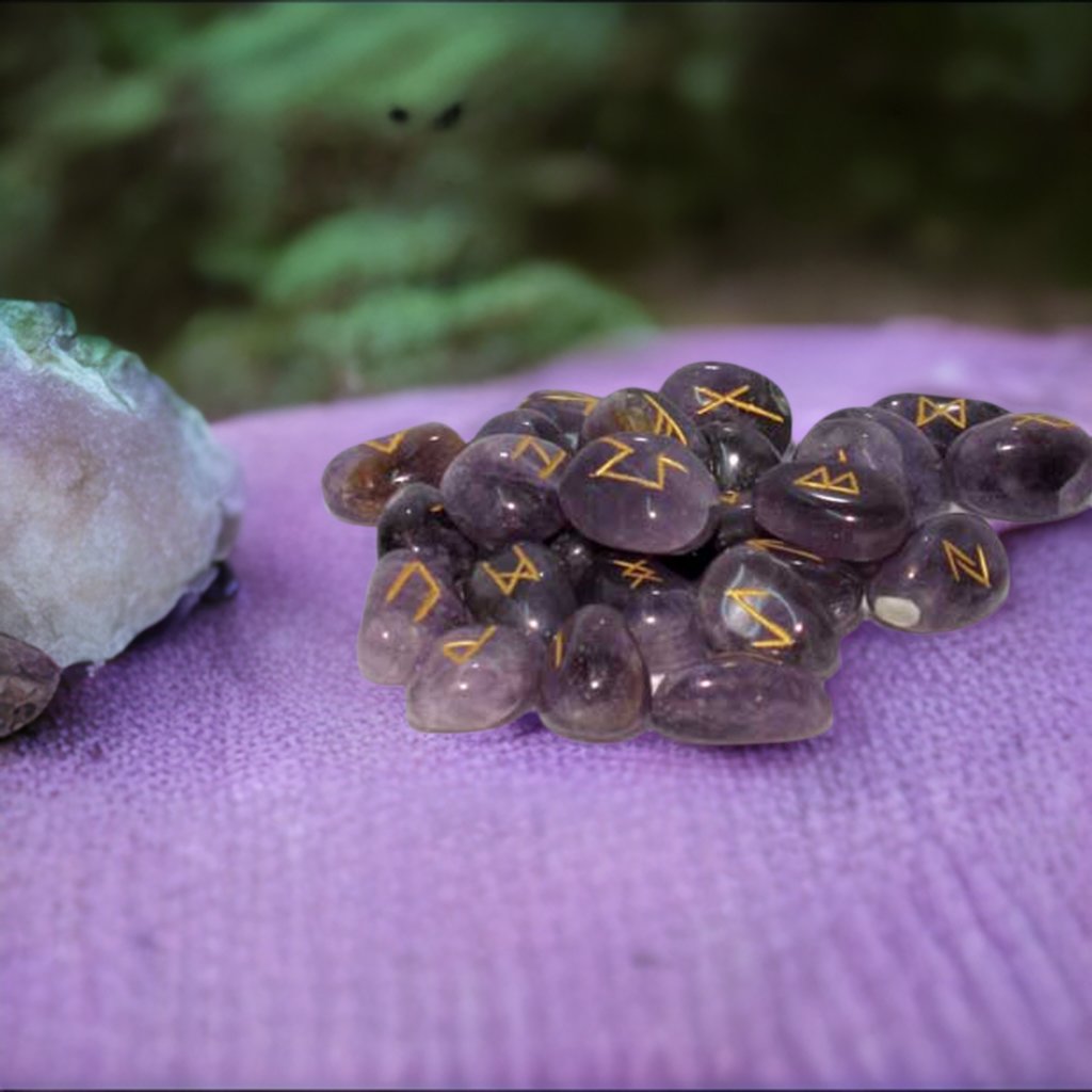 Amethyst rune set - Beyond The Veils